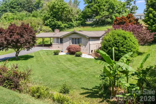 293 Dillardtown Road, Sylva, NC 28779
