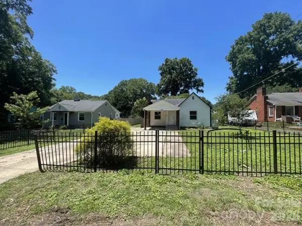 1212 Meadow Lane Lane, Charlotte, NC 28205