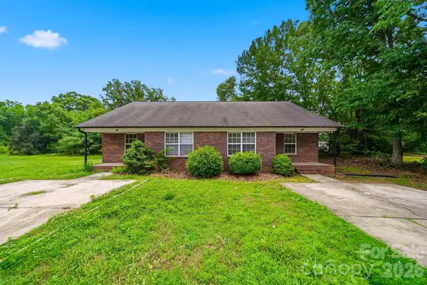 800 Horseshoe Lake Road, Lincolnton, NC 28092