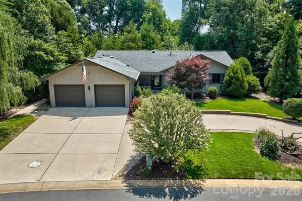 4 Catawba Ridge Court, Lake Wylie, SC 29710