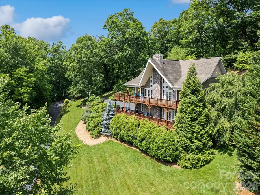 406 Inverness Drive, Waynesville, NC 28785 - #3