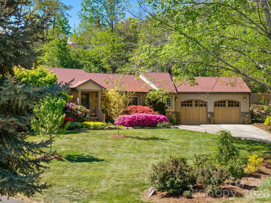43 Martindale Road, Asheville, NC 28804 - #3