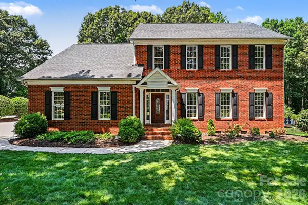 10403 Persimmon Creek Drive, Charlotte, NC 28227