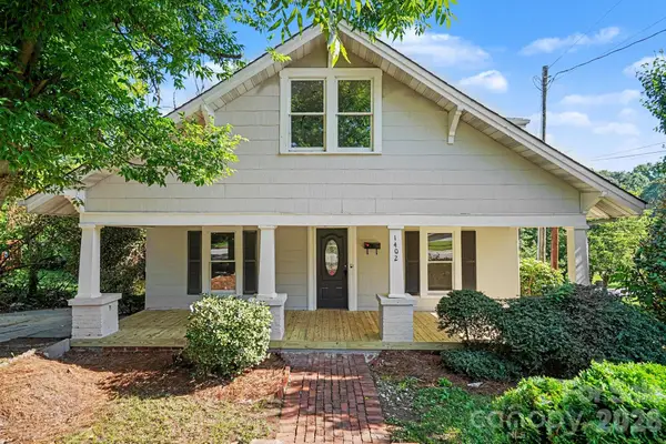 1402 1st Avenue Place Nw, Hickory, NC 28601