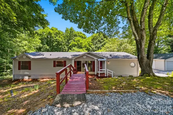 4944 Largo Court, Conover, NC 28613