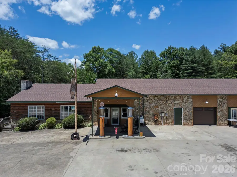 2269 Lee Roy Lane, Lenoir, NC 28645 - #2