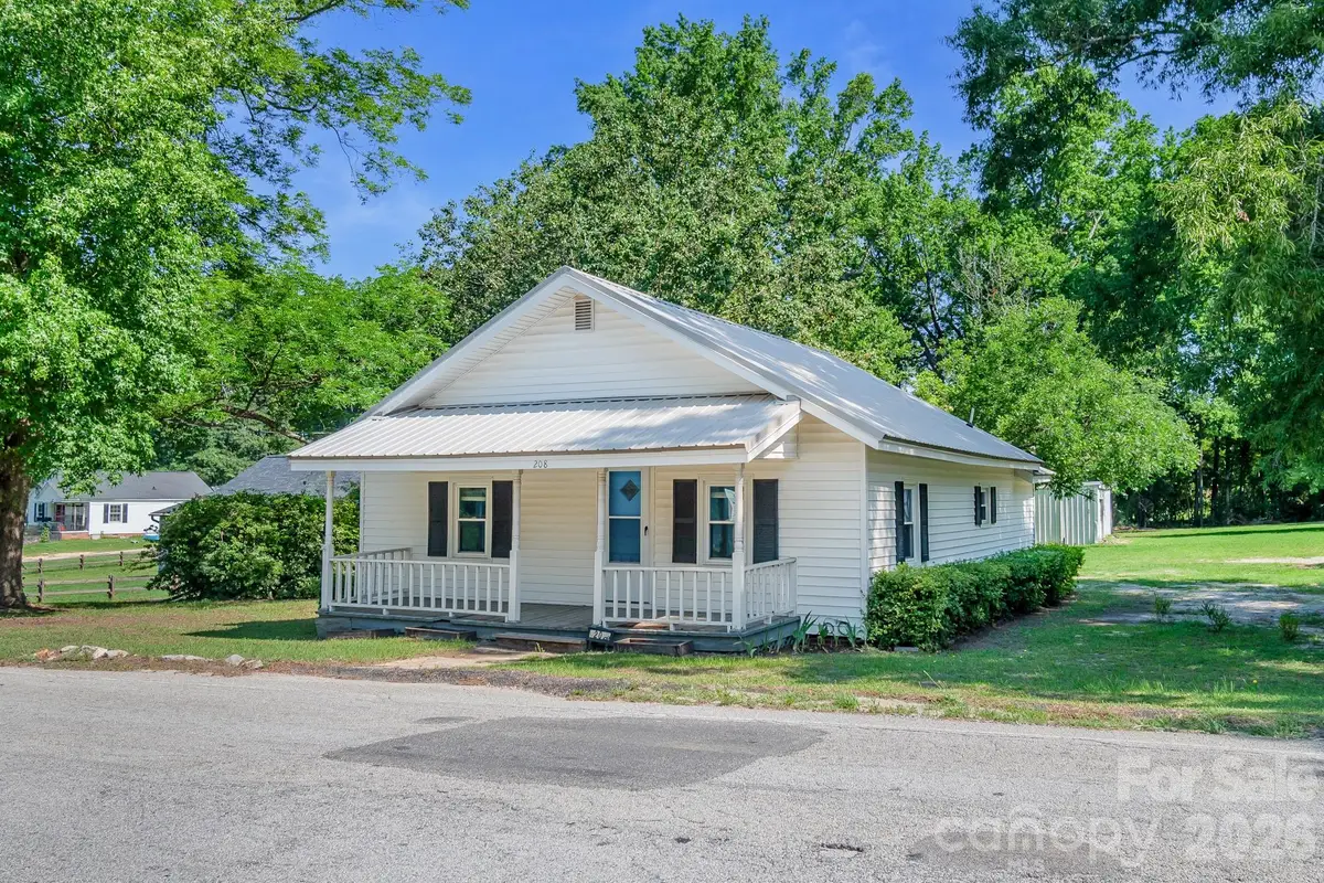 208 W Church Street, Jefferson, SC 29718 - #1