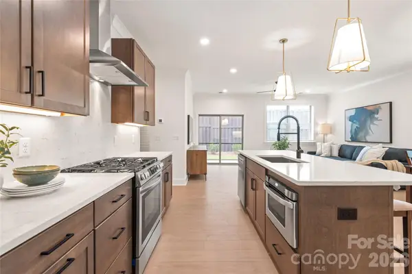 804 Garringer Place #16, Charlotte, NC 28208