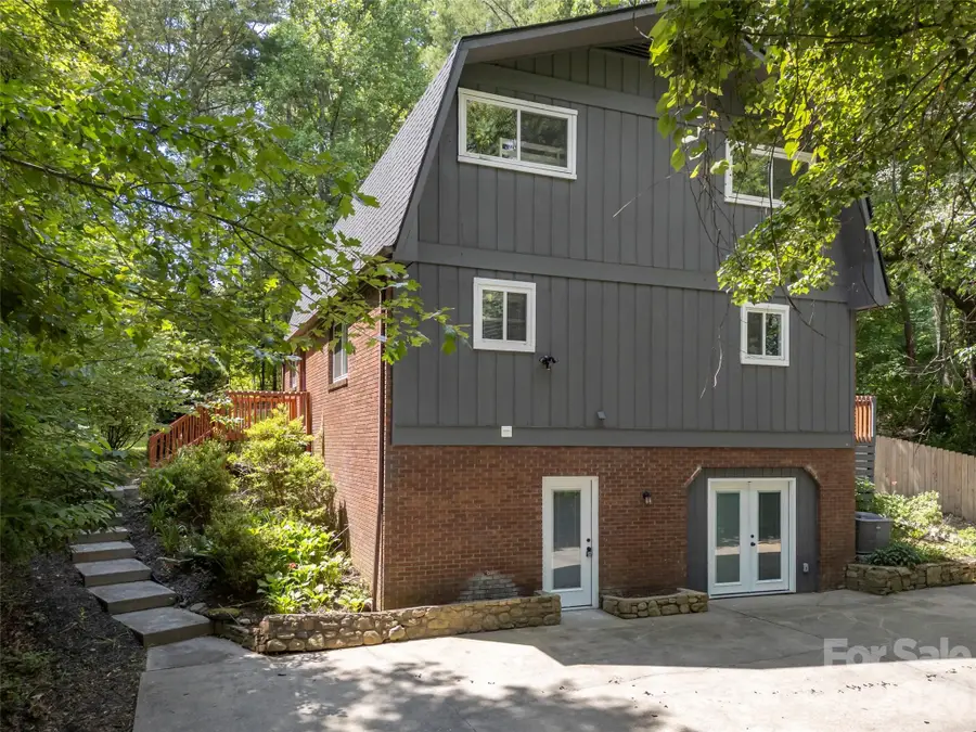 3276 Howard Gap Road, Hendersonville, NC 28792 - #3