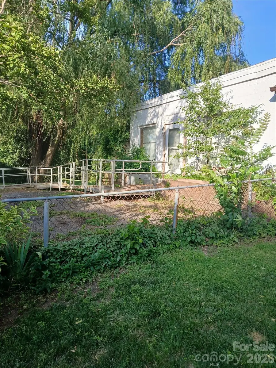 344 W Haywood Street, Asheville, NC 28801 - #2