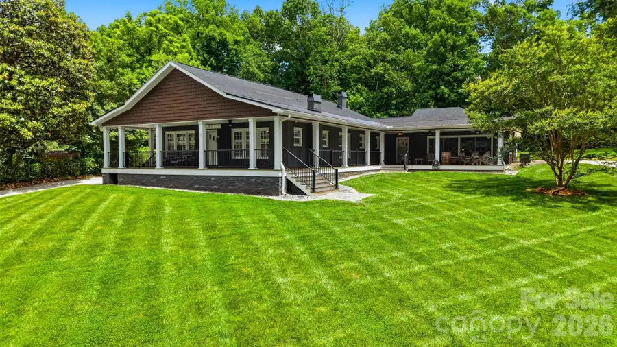 313 Italy Street Ne, Valdese, NC 28690 - #2