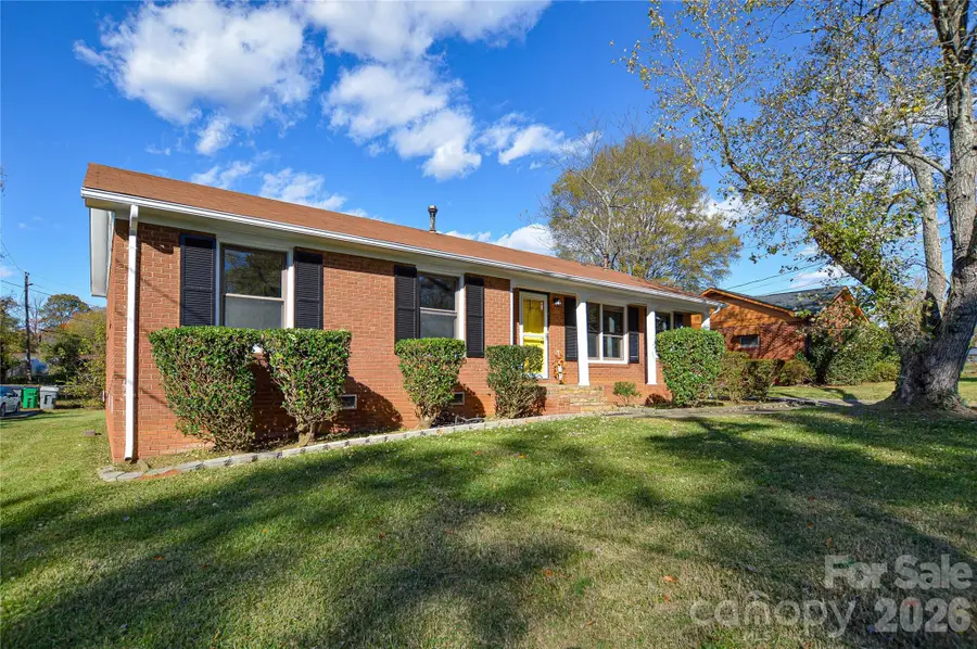 9313 Trinity Road, Charlotte, NC 28216 - #3
