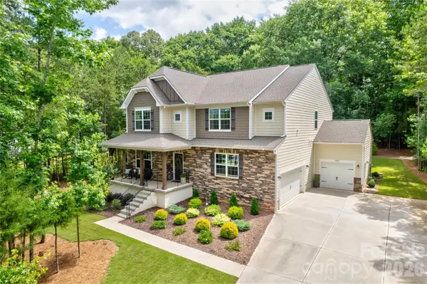 13033 Cinnamon Fern Lane, Charlotte, NC 28227