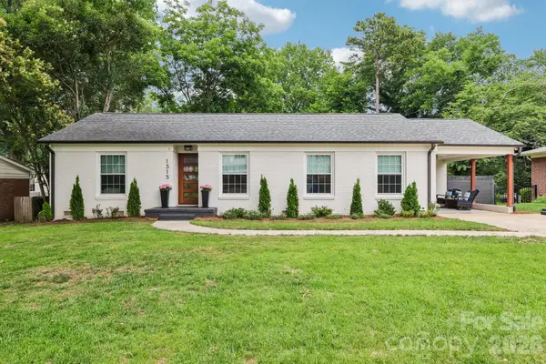 1315 Holmes Drive, Charlotte, NC 28209