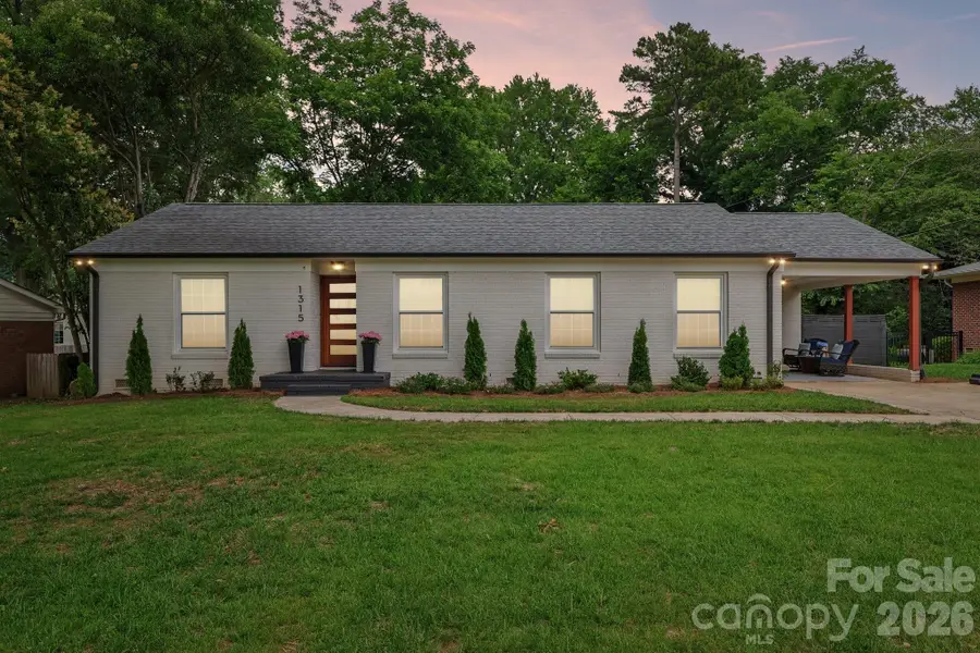 1315 Holmes Drive, Charlotte, NC 28209 - #2