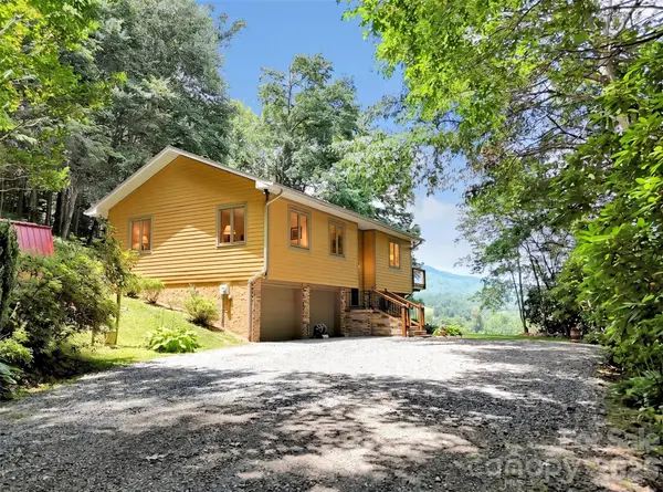 372 Shady Ridge Road, Waynesville, NC 28785