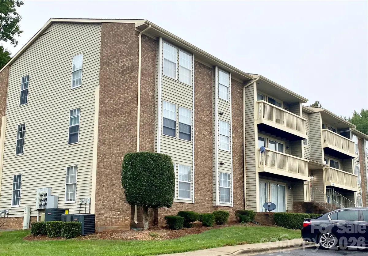 1604 Arlyn Circle #J, Charlotte, NC 28213 - #1