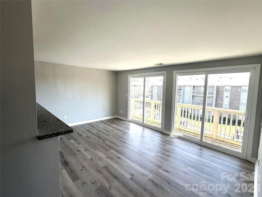 1604 Arlyn Circle #J, Charlotte, NC 28213 - #3