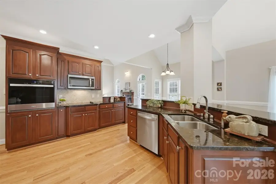 1110 Mayfield Circle Nw, Conover, NC 28613 - #3