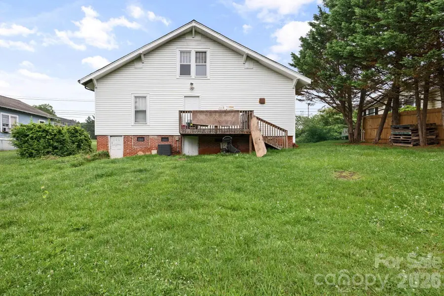 106 N Main Street, Granite Falls, NC 28630 - #3