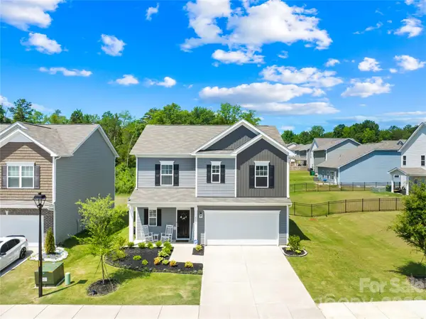 8131 Jonagold Lane, Charlotte, NC 28215