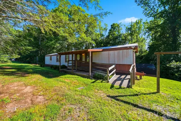 300 Excelsior Drive, Connelly Springs, NC 28612