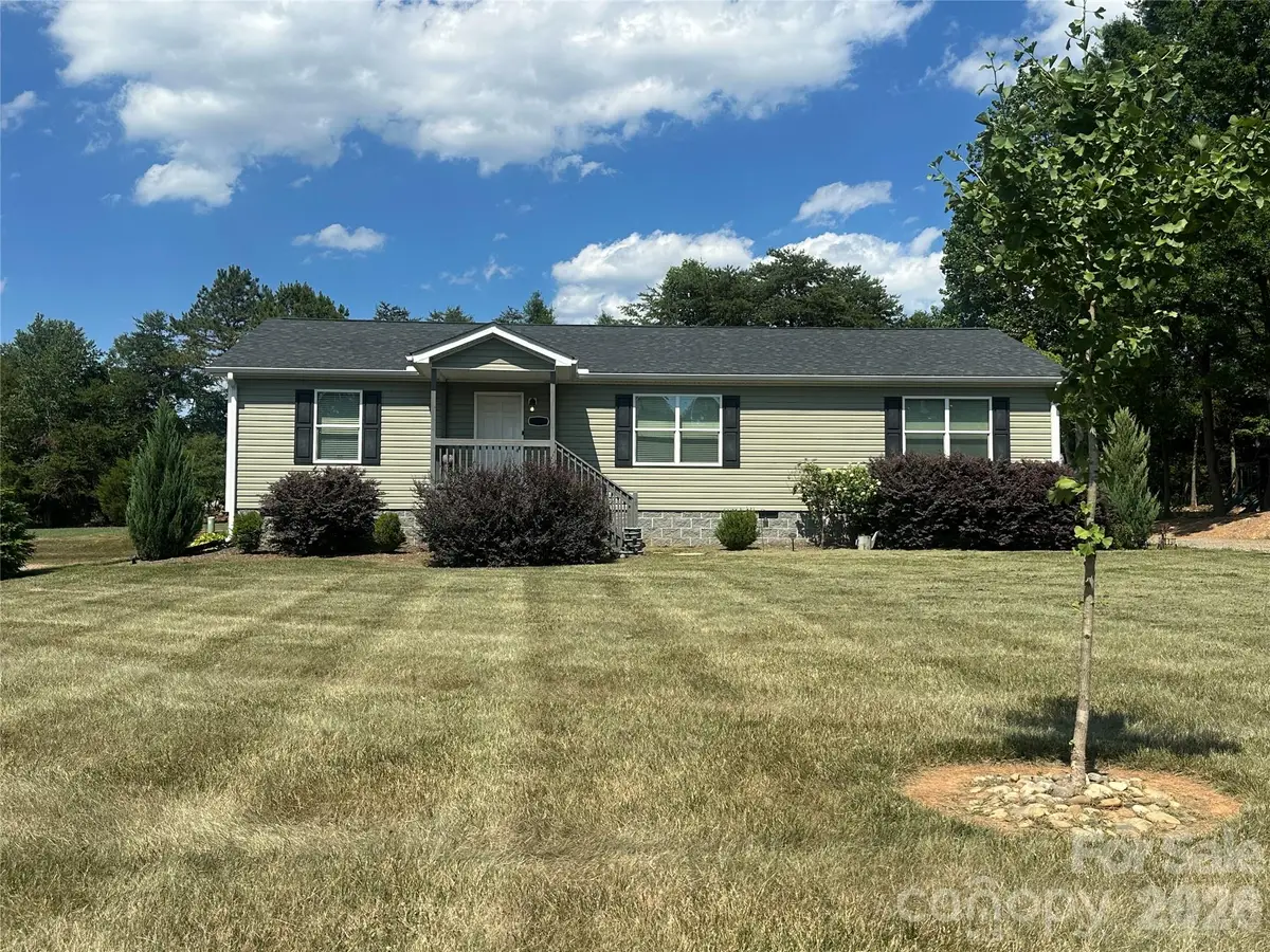 330 W Memorial Highway, Harmony, NC 28634 - #1