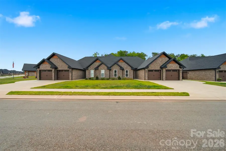 3342 48th Avenue Ne #6B, Hickory, NC 28601 - #3