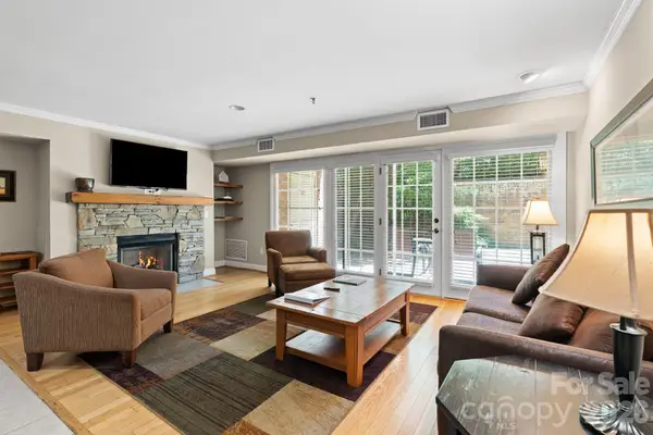 201 Bowling Park Road, Asheville, NC 28803