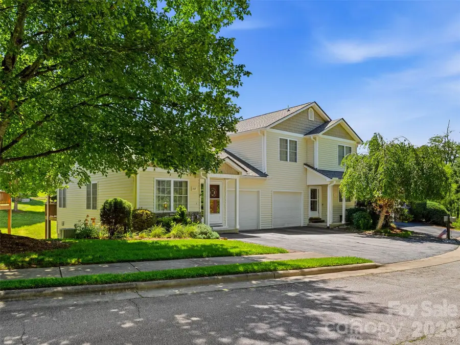 107 London Court, Brevard, NC 28712 - #3