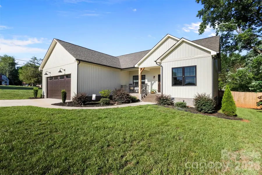 2616 Teague Street, Lincolnton, NC 28092 - #3