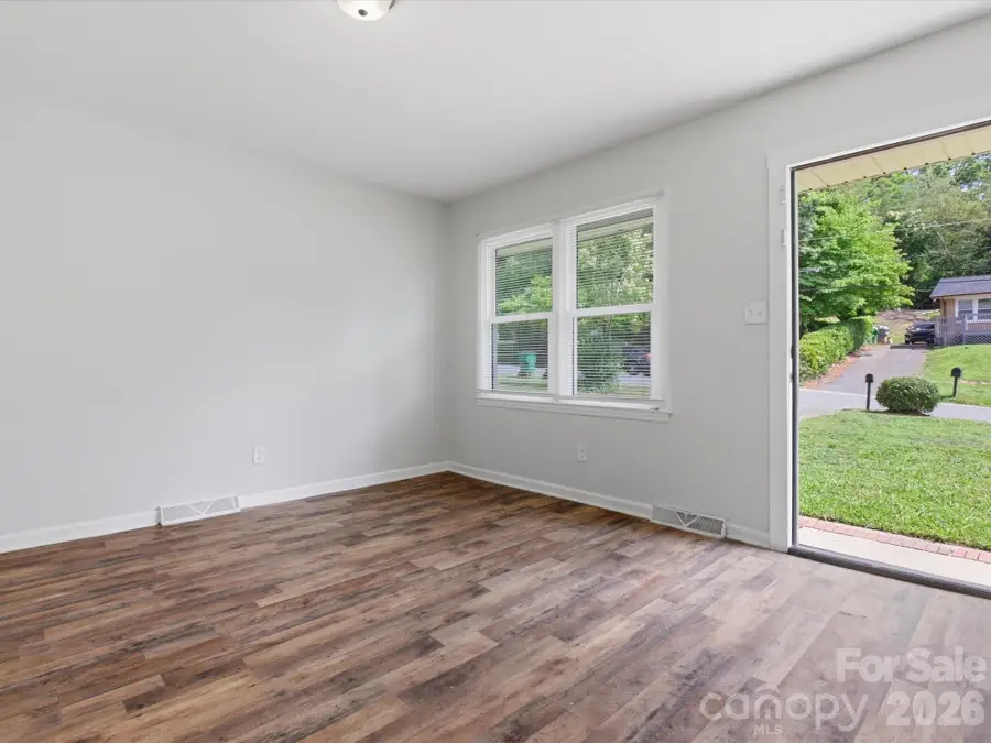 622 Dunbrook Lane, Charlotte, NC 28217 - #3