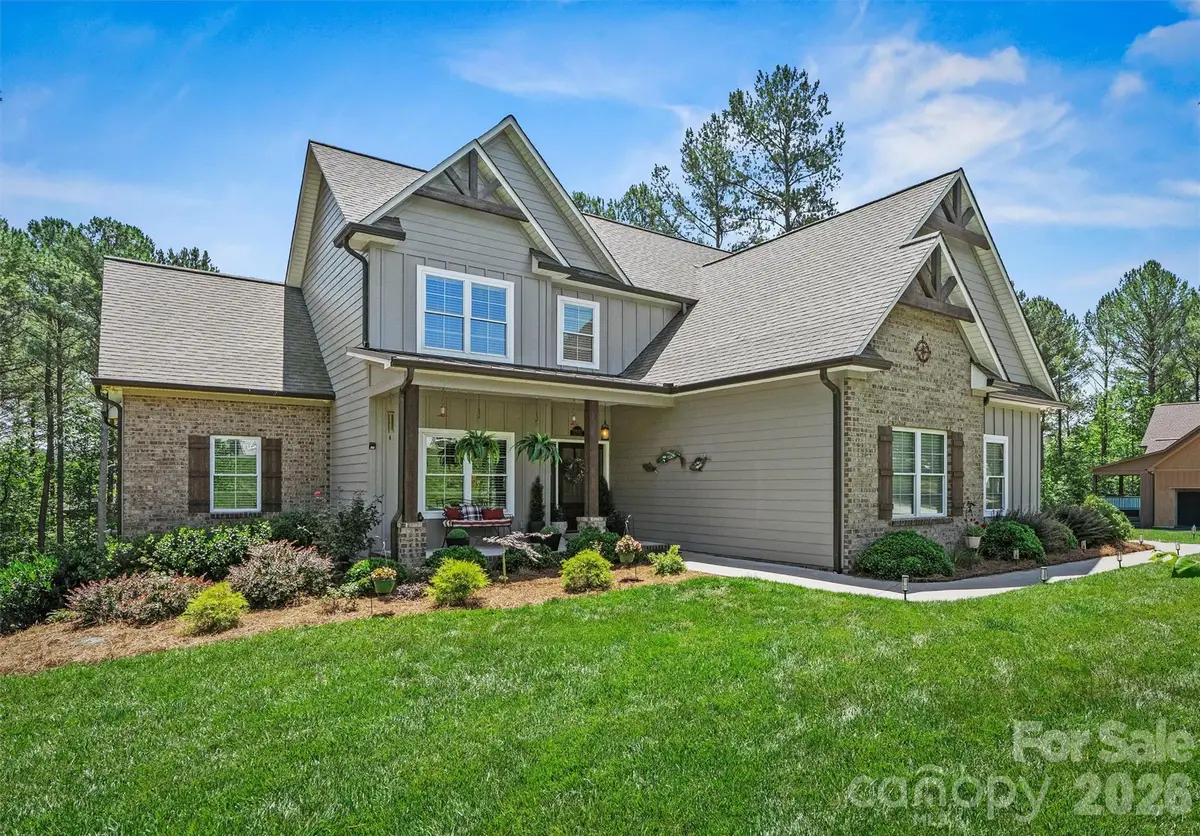 4975 Harbor View Drive W, Granite Falls, NC 28630 - #1