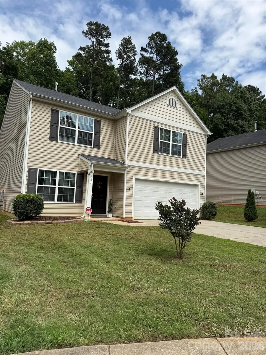 9424 Quilting Bee Lane, Charlotte, NC 28216 - #2