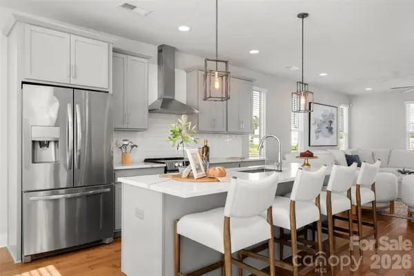 2104 Bryant Park Drive, Charlotte, NC 28208