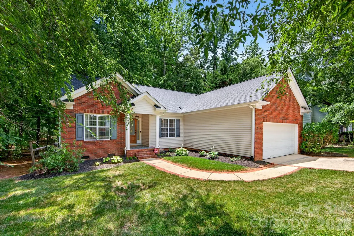 8121 Poplar Grove Circle, Waxhaw, NC 28173 - #1