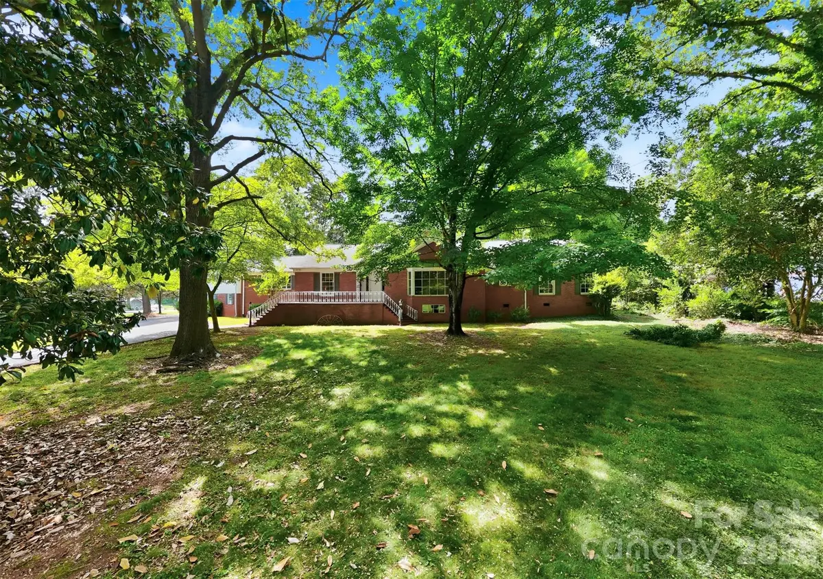 826 S College Avenue, Newton, NC 28658 - #1