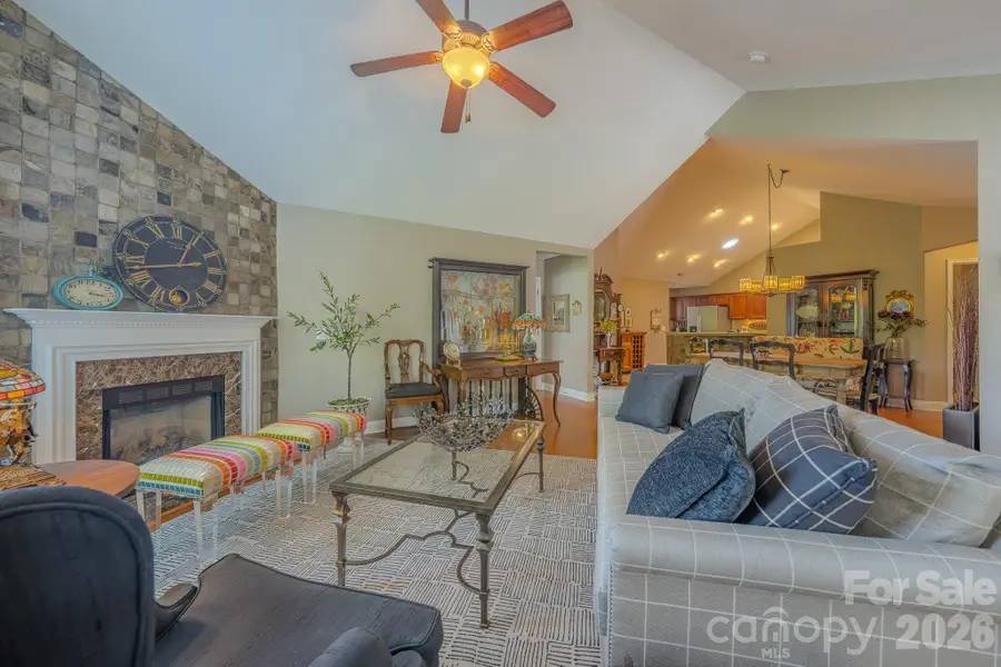 52 Mountain Meadow Circle, Weaverville, NC 28787 - #3