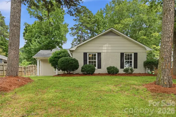 5439 Autumn End Circle, Charlotte, NC 28212