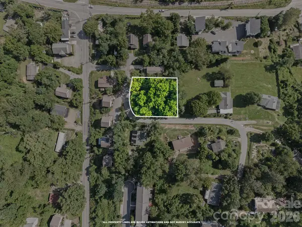 75 Green Oak Road, Asheville, NC 28804