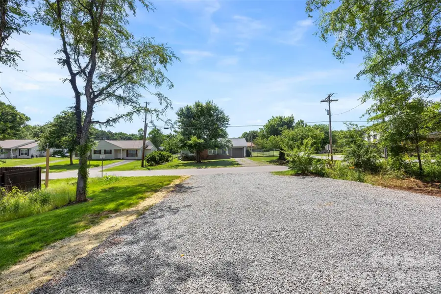 1003 College Boulevard, Dallas, NC 28034 - #3