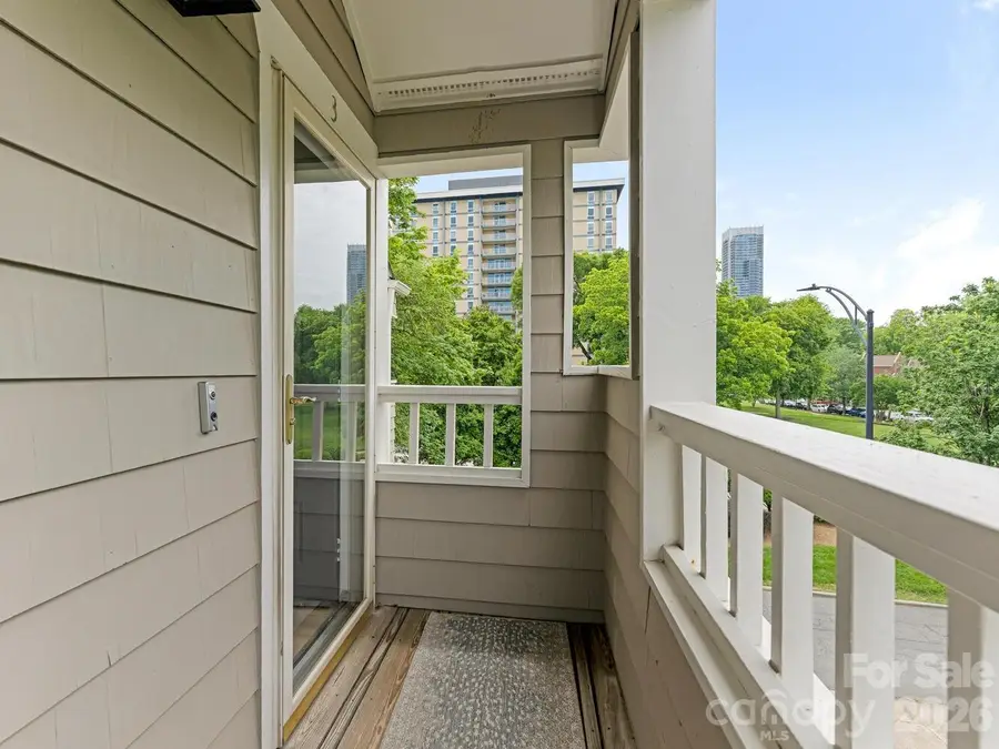 212 W 10th Street #3, Charlotte, NC 28202 - #2