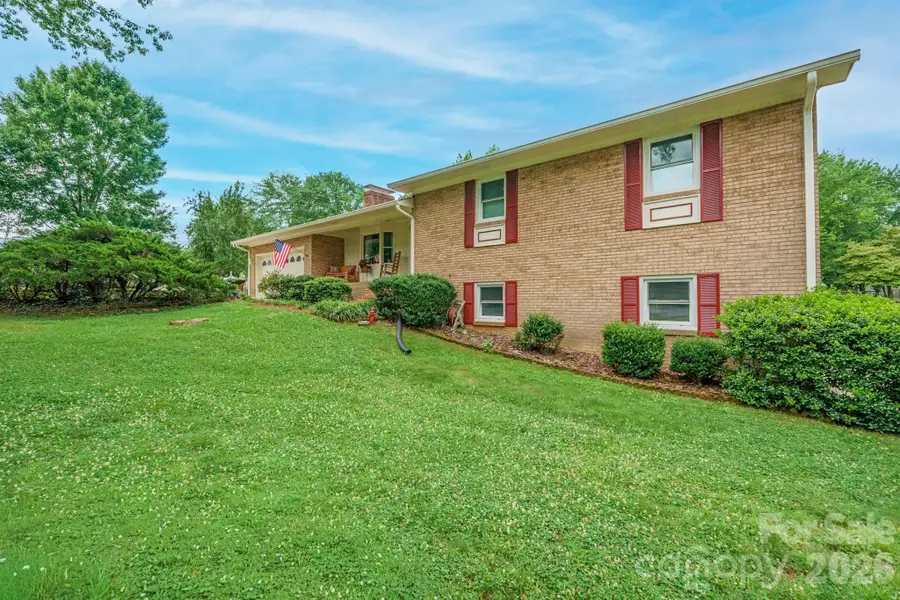 201 Wellington Drive, Lincolnton, NC 28092 - #3
