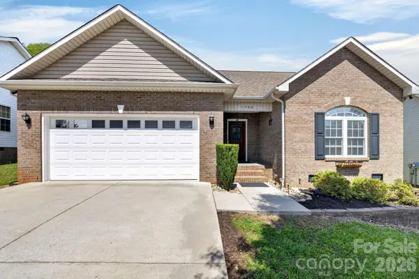 1590 Mayfair Drive, Conover, NC 28613