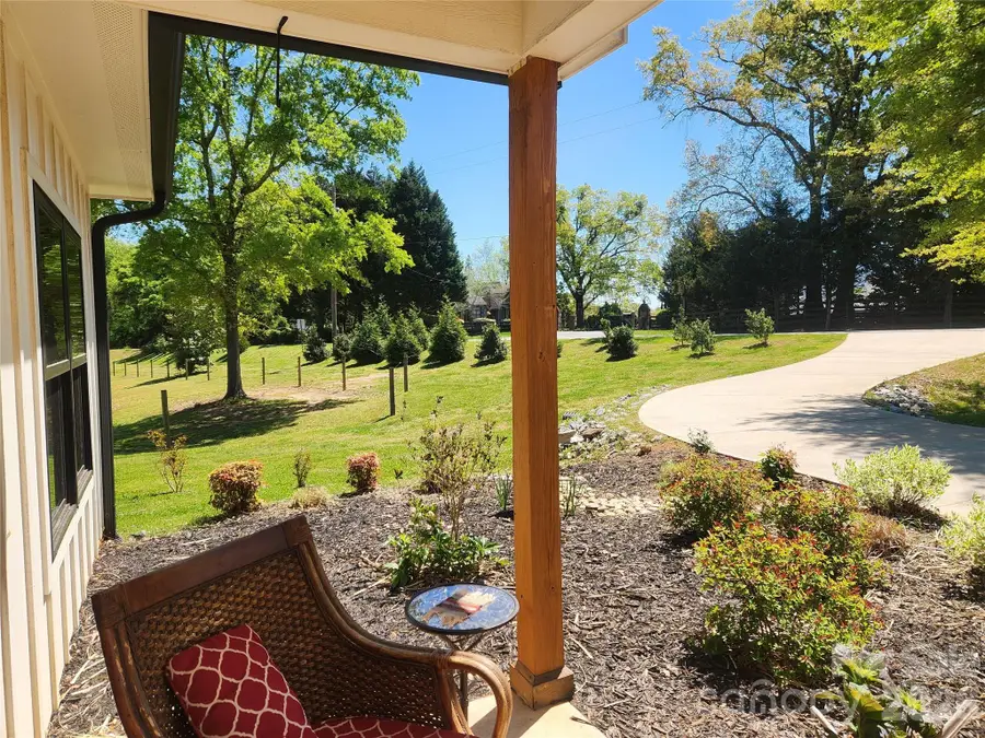 4085 Hunting Country Road, Tryon, NC 28782 - #2