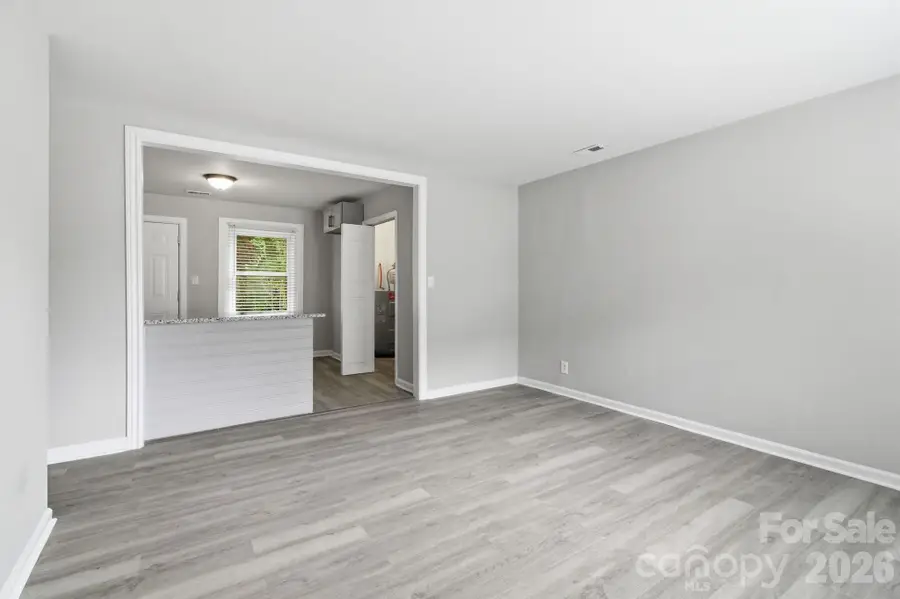 2725 Thornton Road, Charlotte, NC 28208 - #2
