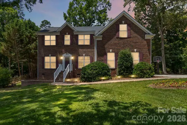 10606 Augustine Hill Lane, Charlotte, NC 28227