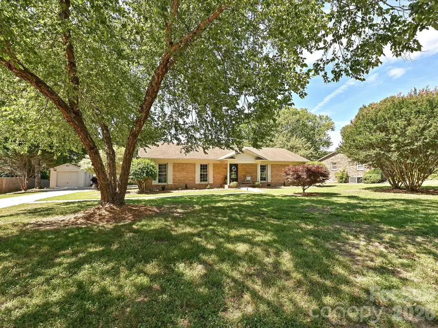 218 Sturbridge Drive, Charlotte, NC 28214 - #2