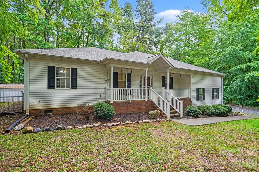 8904 Gosnell Drive, Charlotte, NC 28227 - #2