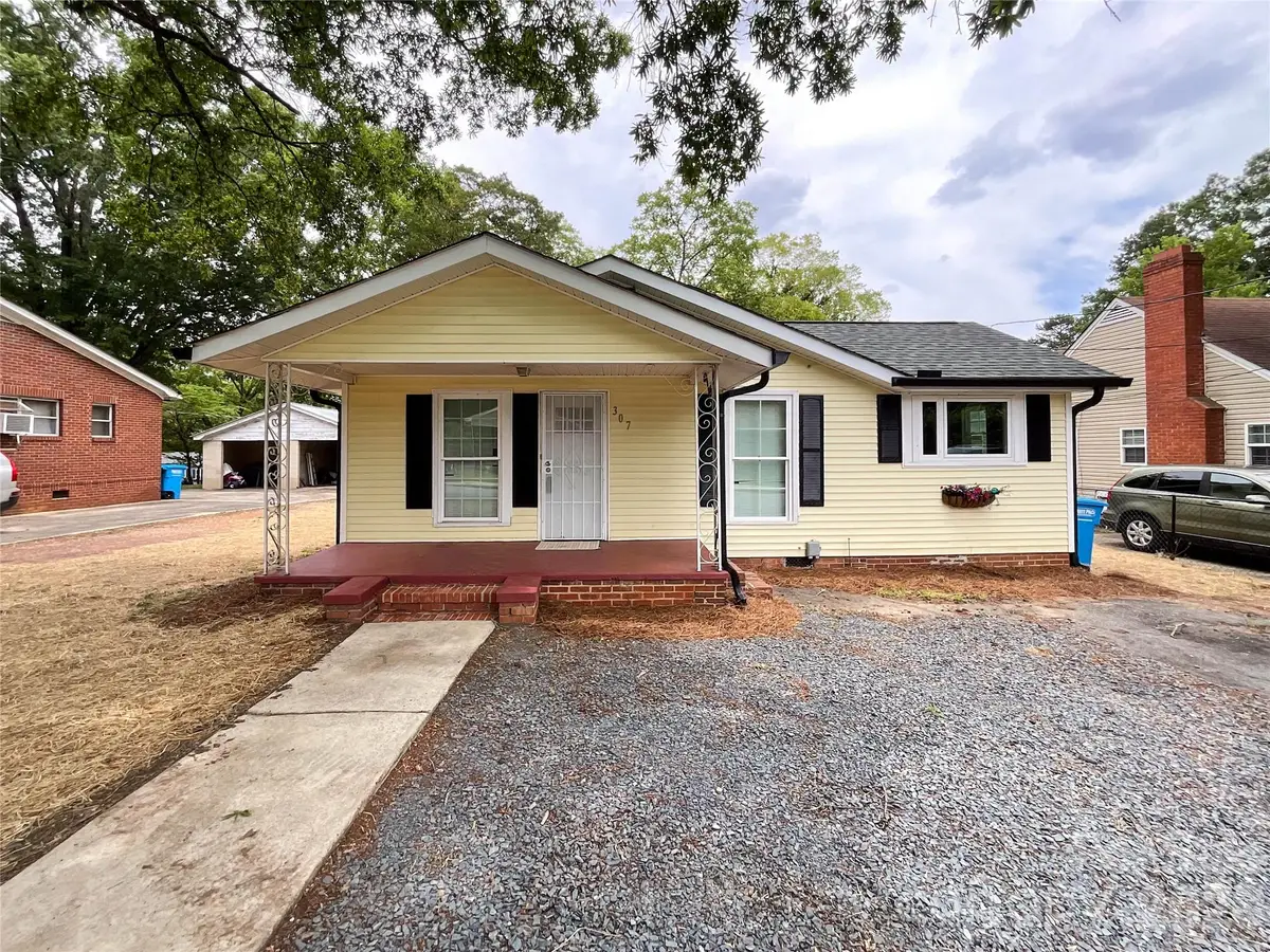 307 Leonard Avenue, Albemarle, NC 28001 - #1